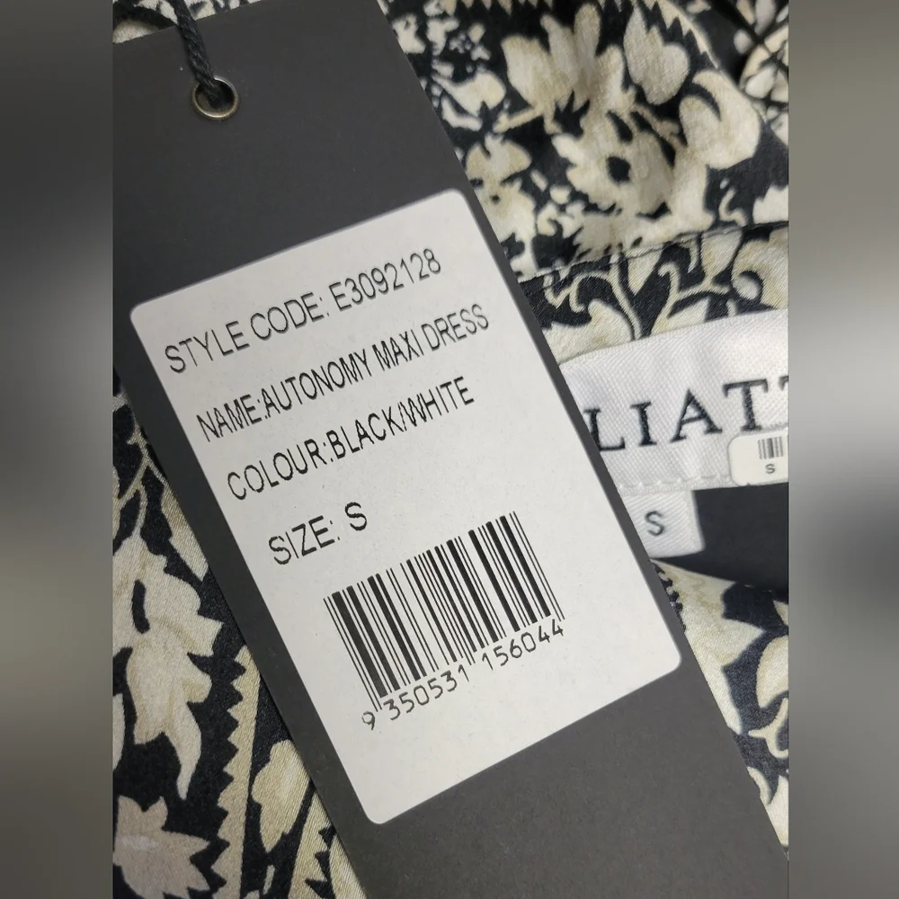 NWT Elliatt Autonomy Maxi Dress - Picture 5 of 9